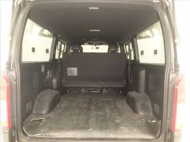 Toyota HIACE VAN 2019 7561708-7