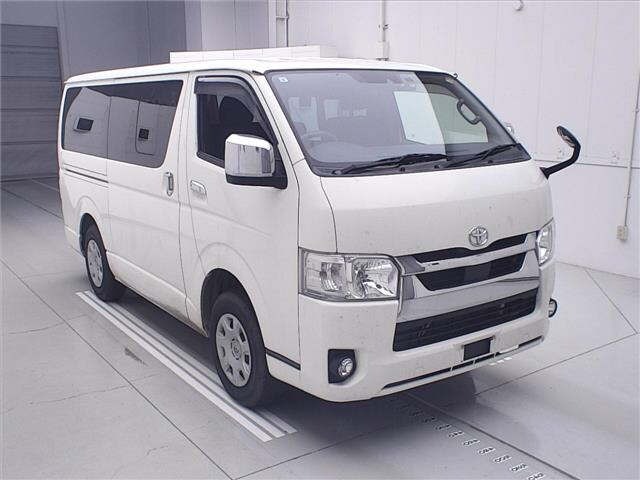 Toyota HIACE VAN 2020 7561709-0