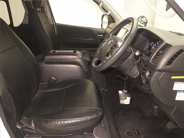 Toyota HIACE VAN 2022 7561710-5