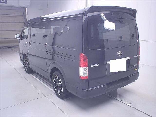 Toyota HIACE VAN 2013 7561711-1