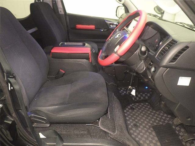 Toyota HIACE VAN 2013 7561711-5