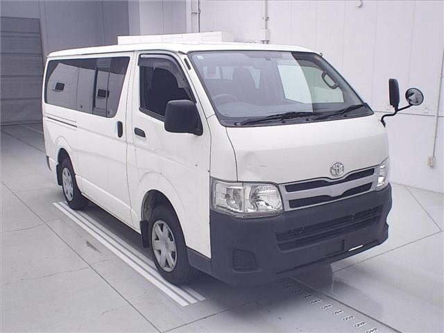 Toyota HIACE VAN 2013 7561724-0