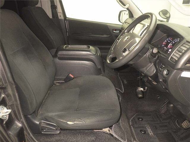 Toyota HIACE VAN 2019 7561725-5