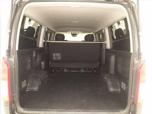 Toyota HIACE VAN 2019 7561725-7