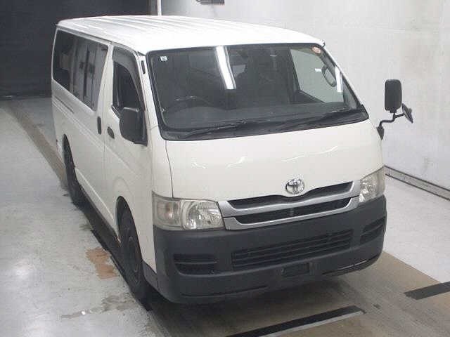 Toyota HIACE VAN 2009 7561884-0
