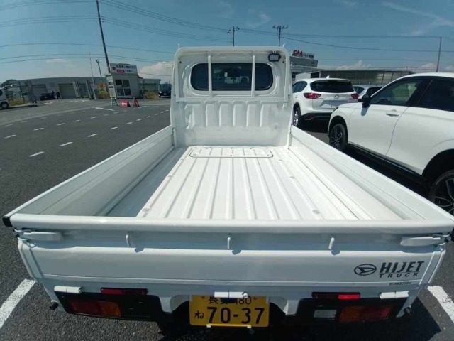 Daihatsu HIJET TRUCK 2025 7551877-11