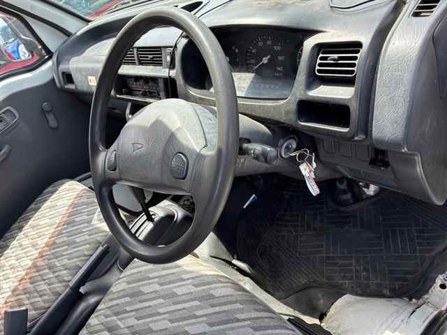 Daihatsu HIJET TRUCK 2004 7551946-3