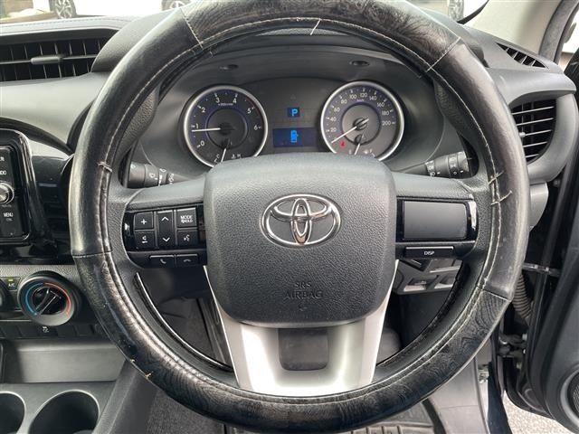 Toyota HILUX 2018 7557098-6
