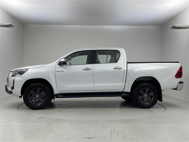 Toyota HILUX 2023 7557111-1