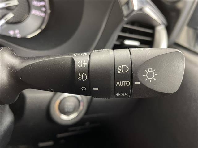 Toyota HILUX 2023 7557111-11