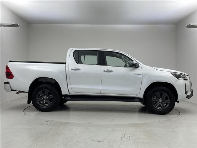 Toyota HILUX 2023 7557111-21