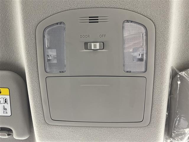 Toyota HILUX 2023 7557111-4