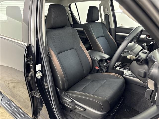 Toyota HILUX 2021 7557112-15