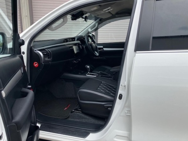 Toyota HILUX 2020 7557134-7