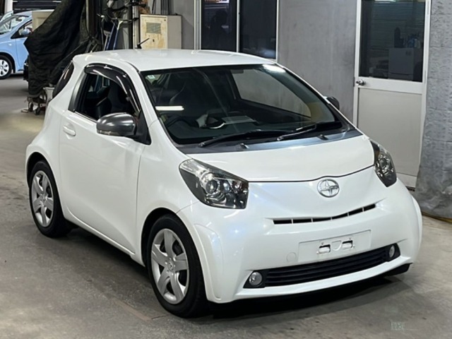 Toyota IQ 2012 7564120-4