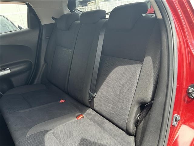 Nissan JUKE 2011 7563194-11