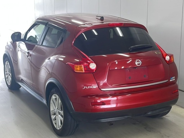 Nissan JUKE 2012 7563196-1