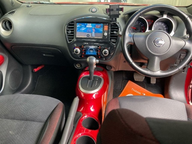 Nissan JUKE 2012 7563196-4
