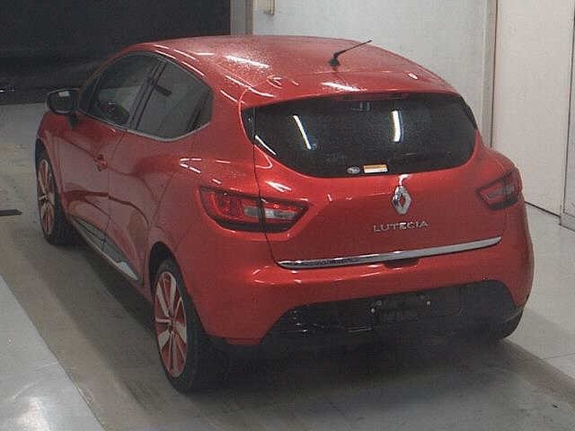 Renault LUTECIA 2015 7555125-1
