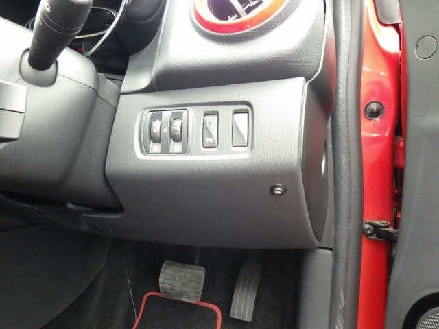 Renault LUTECIA 2015 7555125-6