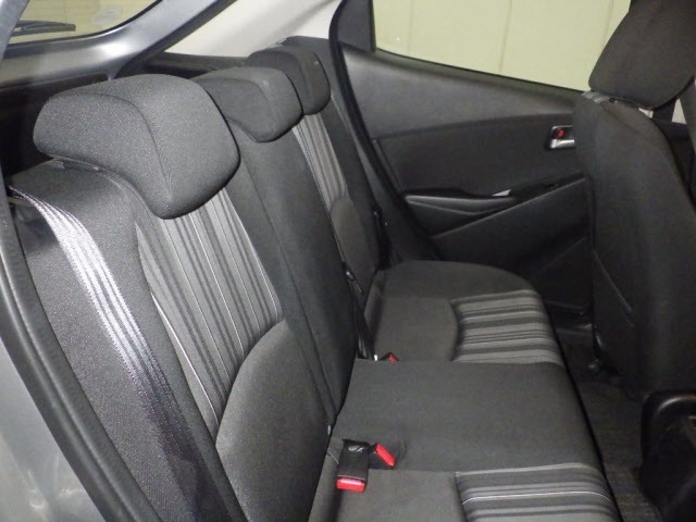 Mazda MAZDA2 2023 7561289-8