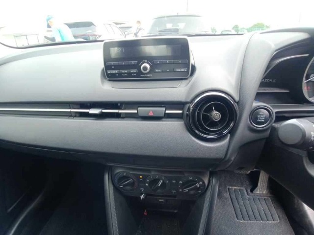 Mazda MAZDA2 2021 7561298-11