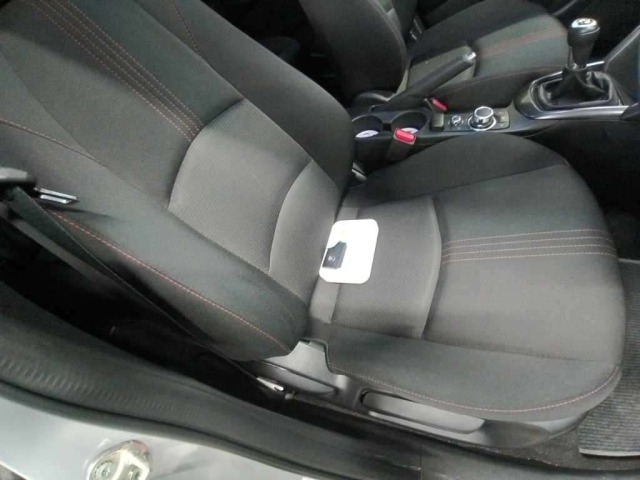 Mazda MAZDA2 2024 7561305-10