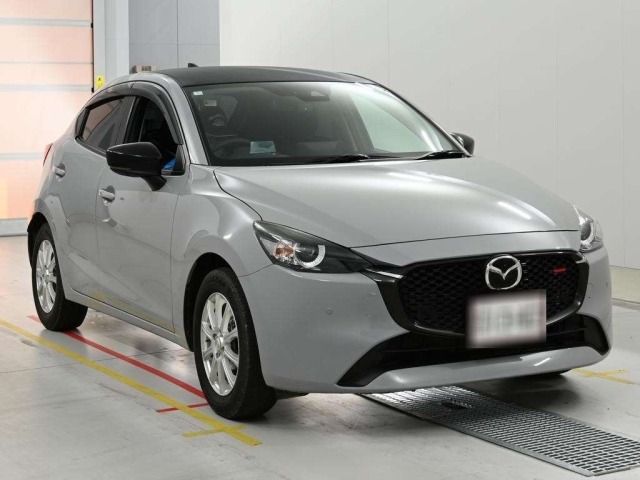 Mazda MAZDA2 2024 7561305-5