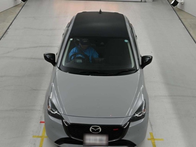 Mazda MAZDA2 2024 7561305-7