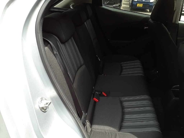 Mazda MAZDA2 2023 7561307-10