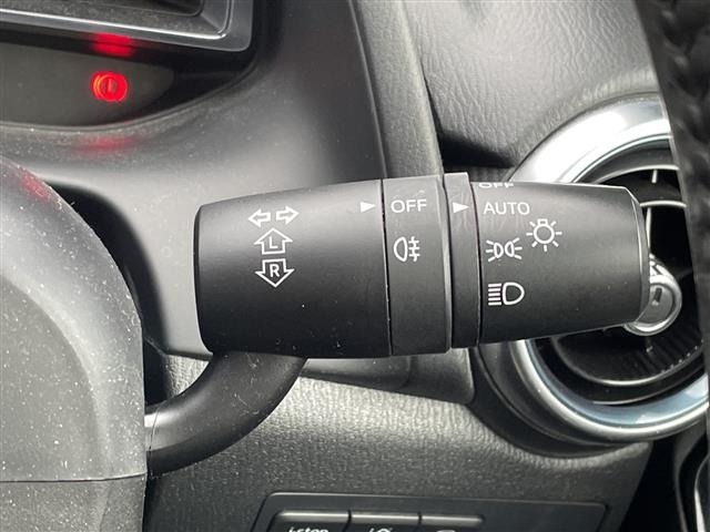 Mazda MAZDA2 2020 7561379-9