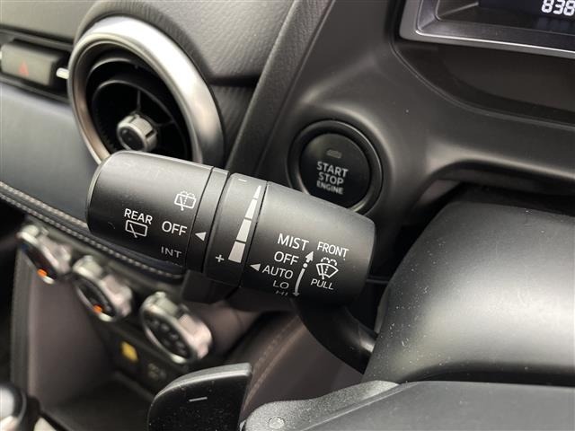 Mazda MAZDA2 2019 7561384-1