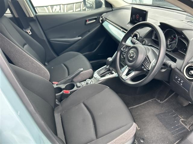 Mazda MAZDA2 2023 7561389-22