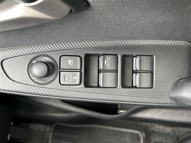 Mazda MAZDA2 2023 7561389-9