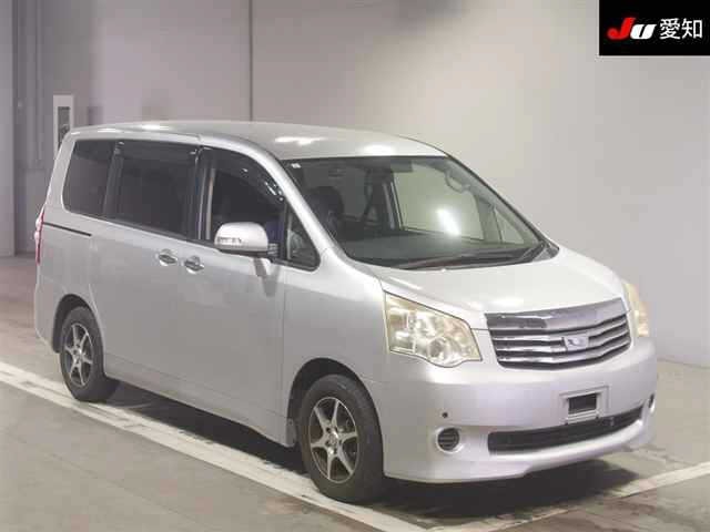 Toyota NOAH 2011 7554458-0