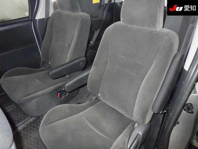 Toyota NOAH 2011 7554458-4