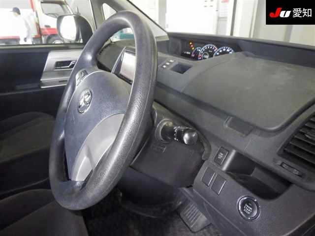 Toyota NOAH 2011 7554458-5