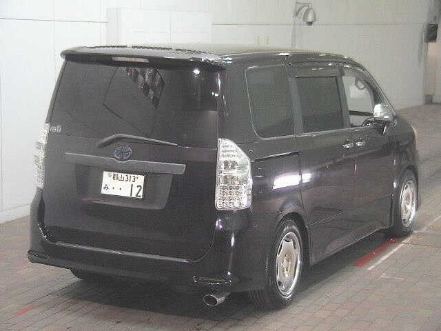 Toyota NOAH 2011 7554477-5