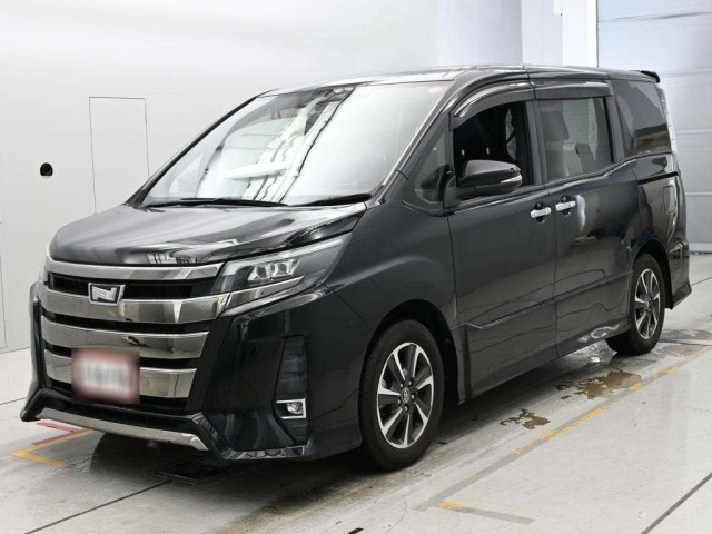 Toyota NOAH 2018 7554519-0