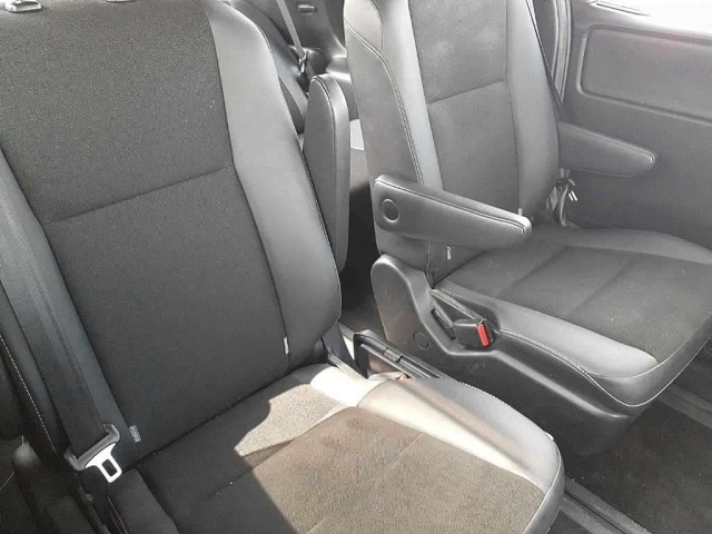 Toyota NOAH 2018 7554519-11