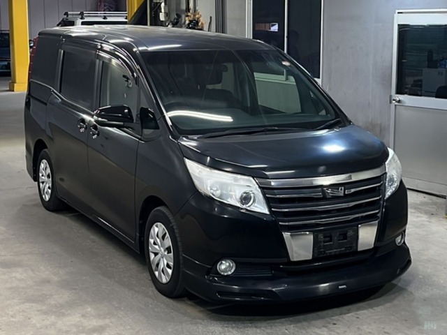 Toyota NOAH 2014 7554615-4