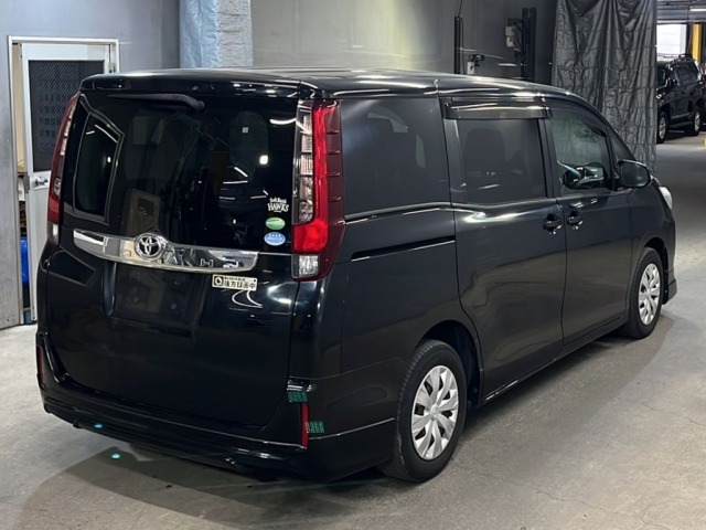 Toyota NOAH 2014 7554615-5