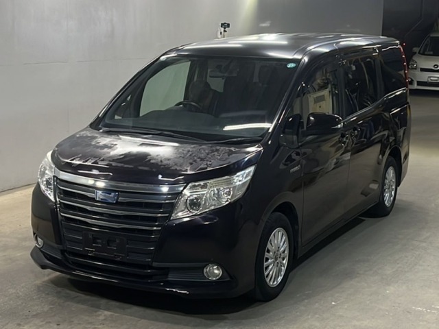 Toyota NOAH 2015 7554624-0