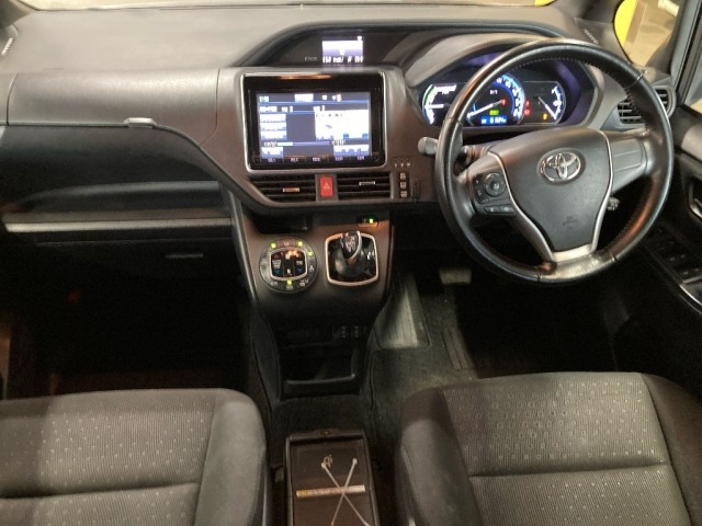 Toyota NOAH 2015 7554624-3