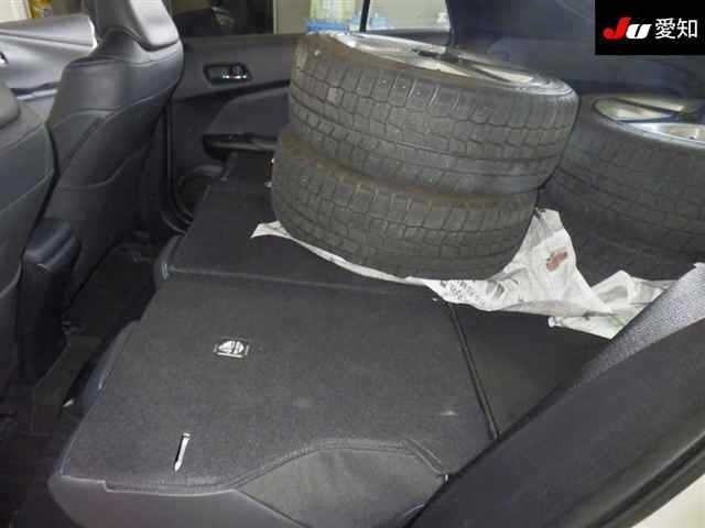 Toyota PRIUS 2017 7562393-4