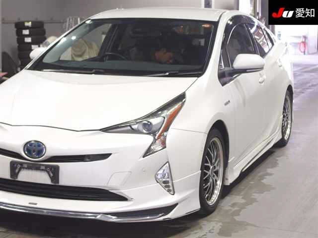 Toyota PRIUS 2017 7562393-7