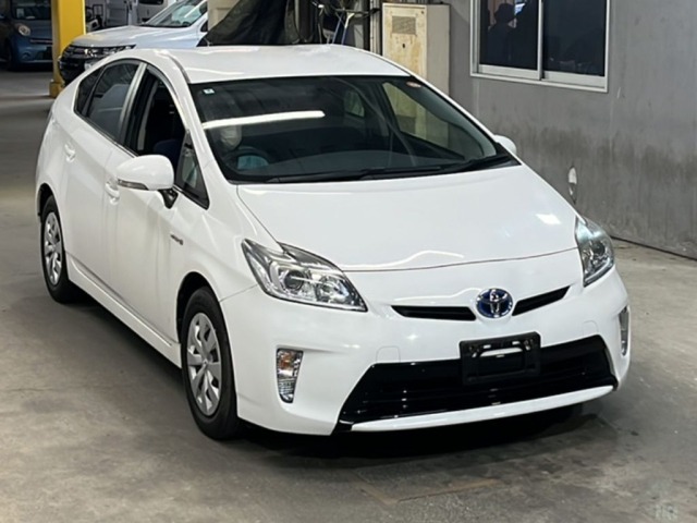 Toyota PRIUS 2015 7562810-4