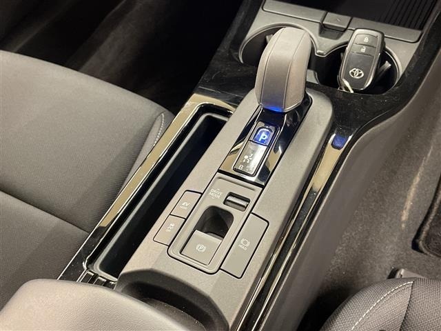 Toyota PRIUS 2024 7563583-6