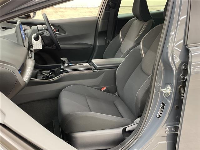 Toyota PRIUS 2024 7563583-7