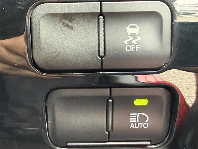Toyota PRIUS 2020 7563597-1